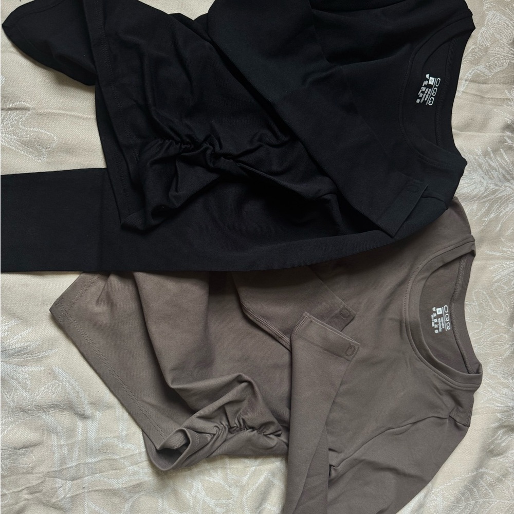 Casual Long Sleeve Tops - Black and Brown